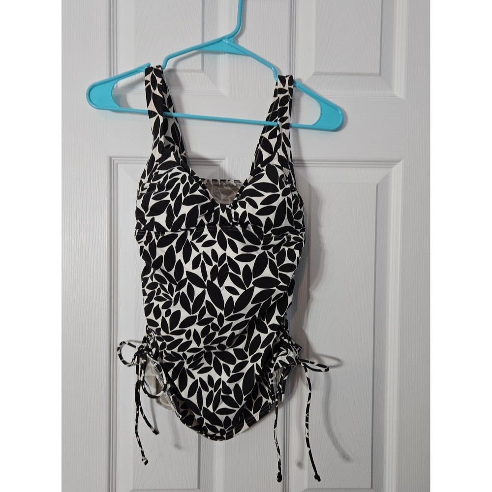 Land's‎ End Womans 2 Piece Bathing Suit Top Size 4 bottom Size 6. Black & White